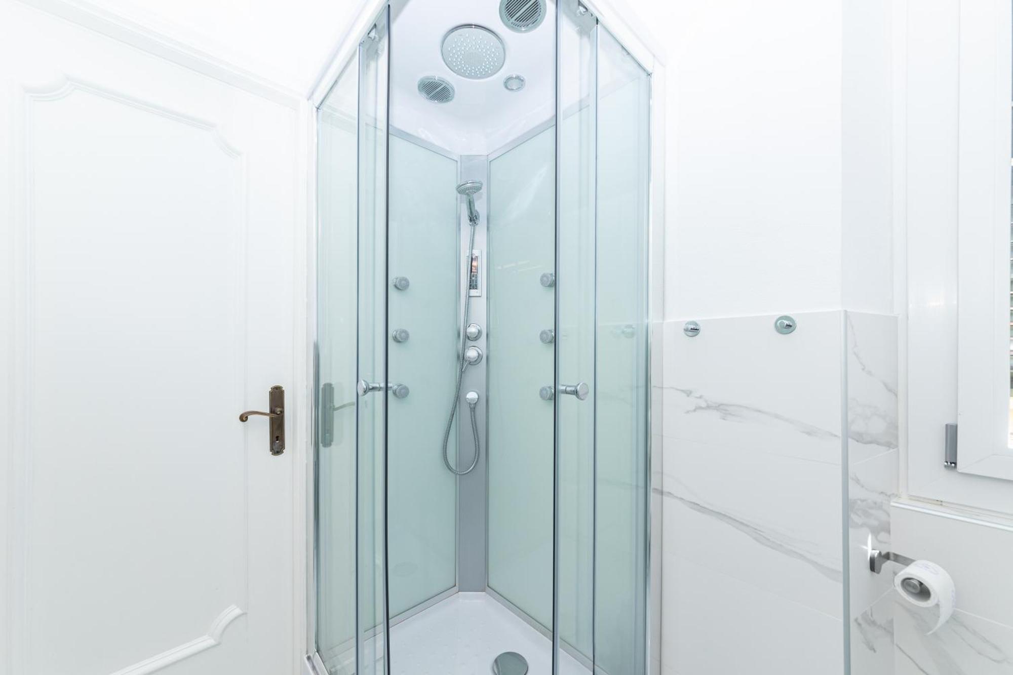 Galia Rooms It Self Check In H24 Genua Buitenkant foto